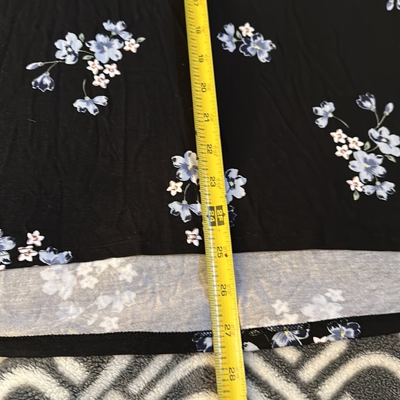 Amazon Essentials Womens Flowy Tank Top - Picture 6 of 6